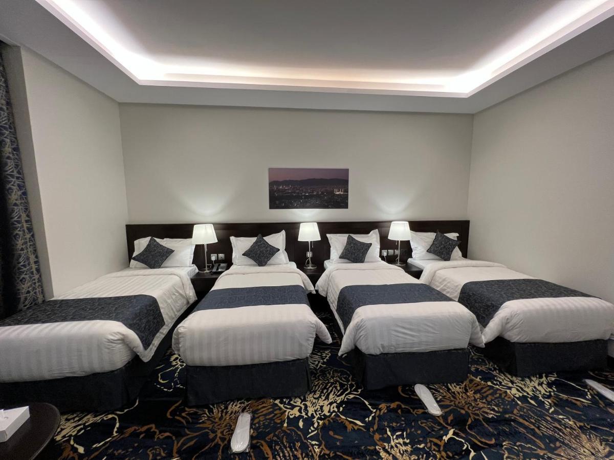 Zaha Taiba Hotel Medina Exteriör bild
