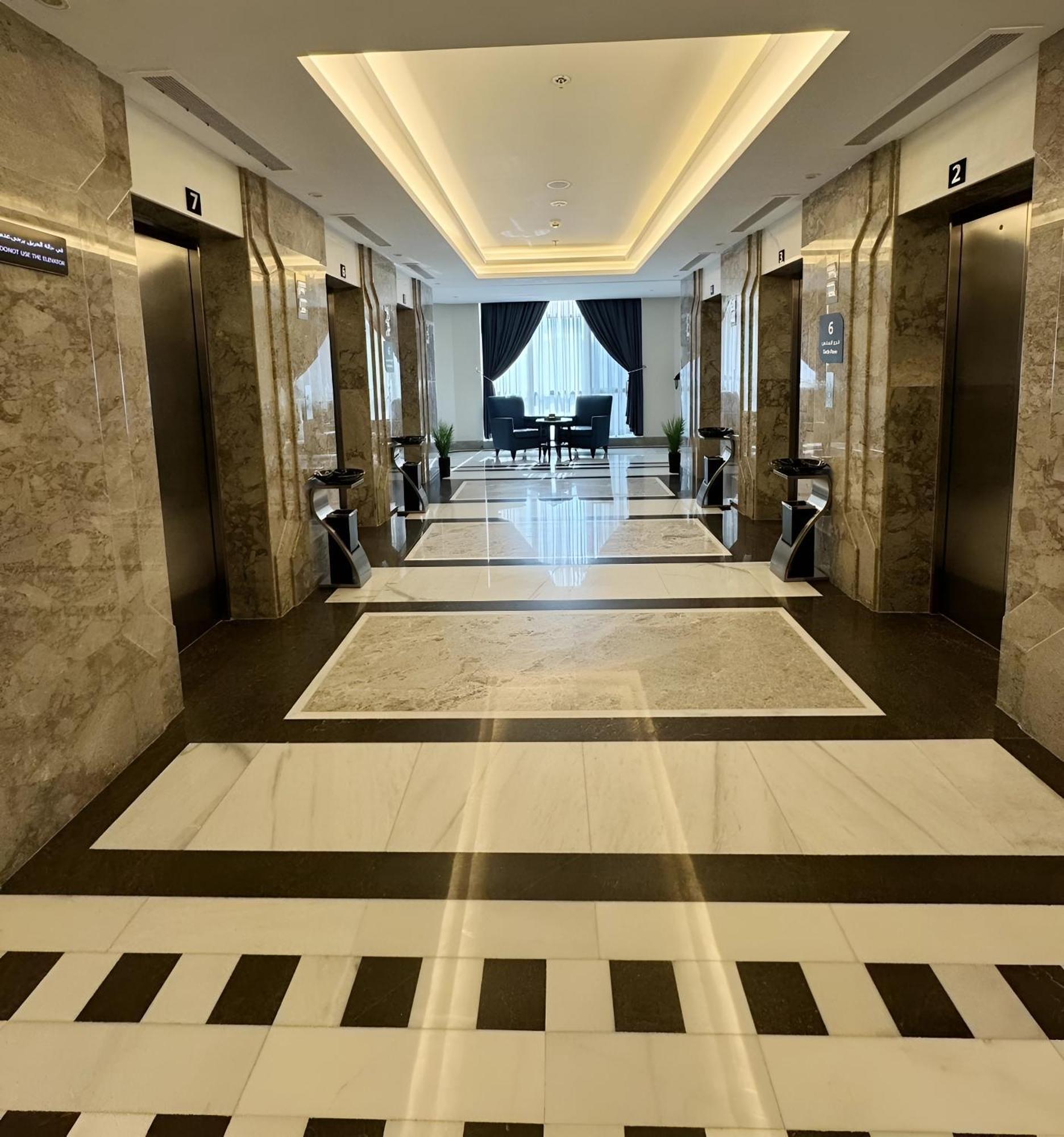 Zaha Taiba Hotel Medina Exteriör bild